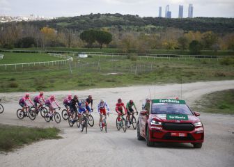 El Škoda Enyaq repite como coche del director de la Vuelta