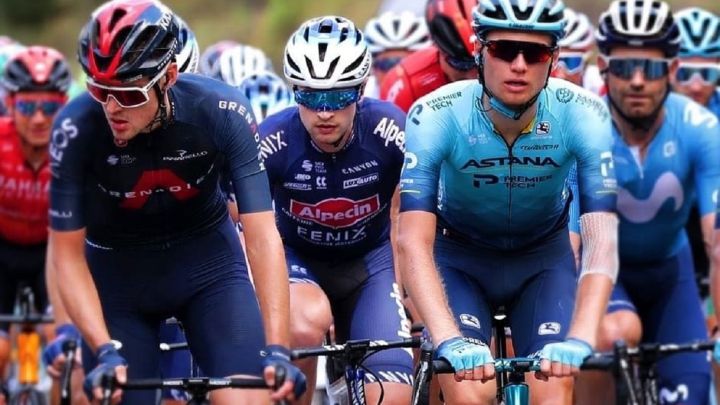 El ciclista australiano del Alpecin-Fenix Jay Vine, durante la quinta etapa de la Vuelta a Burgos con final en las Lagunas de Neila.