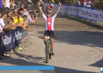 El suizo Förster conquista el Europeo con David Valero 23º