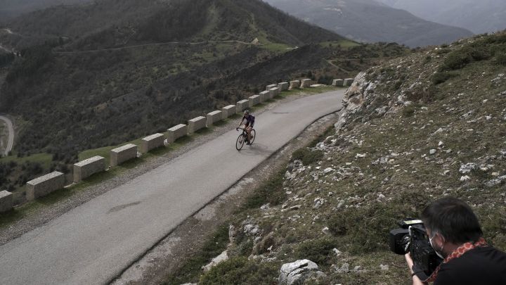 Dani Navarro reconoce para AS la subida al Alto del Gamoniteiro, el gran coloso de La Vuelta 2021.