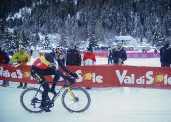 Van Aert también es el más fuerte... sobre nieve