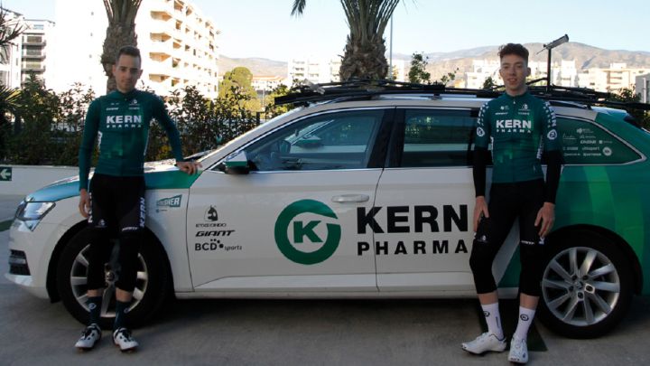 José Félix Parra y Roger Adrià extienden su contrato con el Equipo Kern Pharma hasta 2023