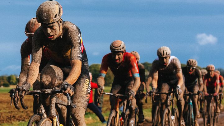 El Movistar, único equipo español en la París-Roubaix