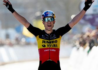 Wout van Aert gana en Ninove su primera carrera del año