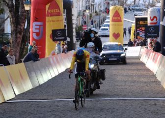 El venezolano Aular gana la crono y se afianza como líder