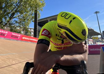 La odisea de Bas Tietema: 95 kilómetros delante del coche escoba en París-Roubaix