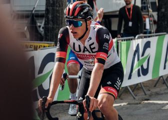 Pogacar vuela a Eslovenia antes de Lieja por un problema familiar