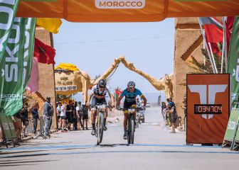 Herrero se apunta al esprint el primer triunfo de la Titan Desert