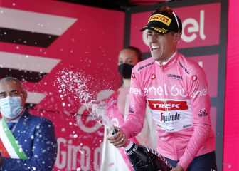 ¿Por qué el líder del Giro de Italia viste la Maglia Rosa, origen y desde cuándo se utiliza?
