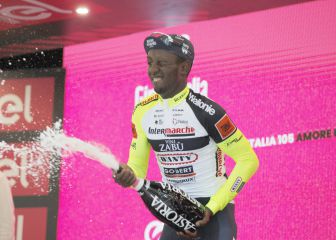 Un corcho en el ojo manda a Girmay directo al hospital