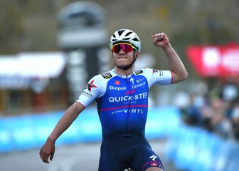 Evenepoel estrena el liderato con Eduard Prades tercero