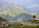 Regalo al cicloturismo con la magia de los Lagos de Covadonga