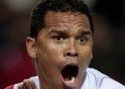 Sevilla, con Carlos Bacca, visita esta tarde al Espanyol