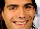 Falcao ayuda a joven a conseguir un trasplante