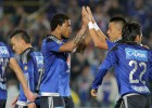 Con gol, Román Torres celebra un centenar de pasiones azules