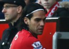 Robben defiende a Van Gaal de críticas por Falcao y Di María