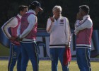 El debut oficial de Pékerman con Colombia fue ante Perú