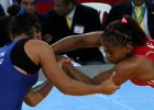 Jackeline Rentería gana bronce en lucha 63 kg estilo libre