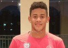 Cagliari presenta a Andrés Tello como su nuevo jugador