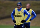 Murillo vuelve a usar máscara de protección en el entrenamiento del Inter