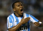 Golazo del colombiano Martínez en el triunfo de Racing