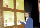 Yepes visita en Milán el museo de su último Scudetto de 2011