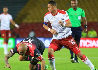 Fiel a su estilo, Omar mantiene a Santa Fe en la pelea