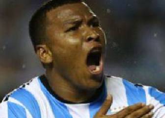 Racing le adeuda cuatro meses de sueldo a Roger Martínez