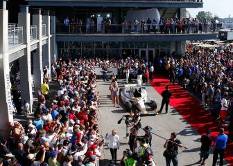 Indy 500: Fiesta y estrellas desfilan por la alfombra roja