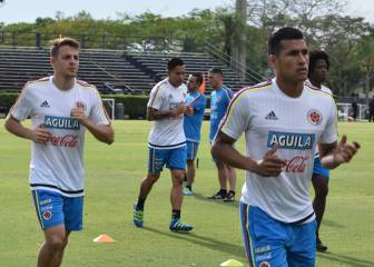 Pékerman y Klinsmann, vecinos de práctica en San José