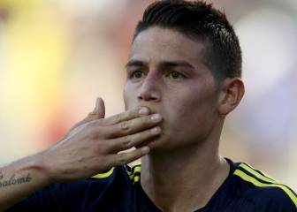 James en duda, sigue en evaluación médica