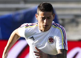 En imágenes: James entrena sin problemas en el Rose Bowl