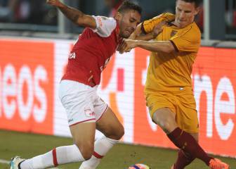 Sevilla se queda con el duelo de campeones ante Santa Fe