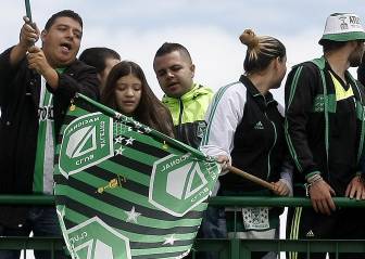 En imágenes el apoyo masivo de la hinchada a Nacional