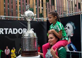 Todos quieren la foto de la Libertadores en Medellín