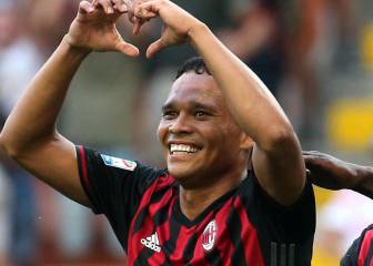En imágenes el show goleador de Carlos Bacca contra Torino