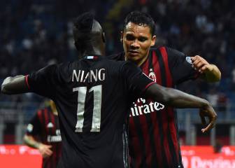 Tuttosport: PSG vuelve a insistir en el fichaje de Carlos Bacca