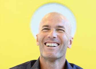 Zidane: Fantasía en la cancha, concentración en el banco