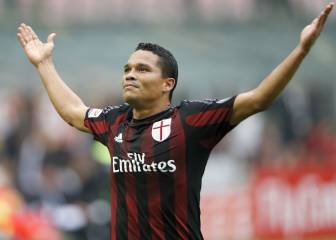 Paris Saint-Germain iría por Carlos Bacca en enero