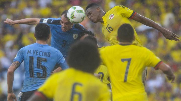 Colombia 1x1: Aguilar y Mina salvan un punto en juego aéreo