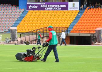 Así quedó la gramilla del Atanasio tras el concierto de Guns N' Roses