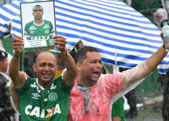 Hasta pronto campeones: Triste despedida a víctimas de 'Chape'