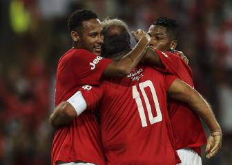 Zico y Neymar unidos por homenaje a Chapecoense