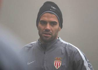 Falcao envía condolencias a la familia de Roberto Cabañas