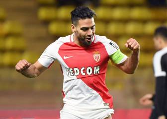 Doble festejo de Falcao: 31 años y 253 goles