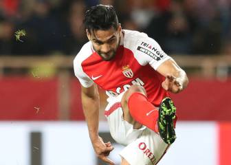 Falcao, genio desde el tiro libre: Al ángulo para vencer a Dijon
