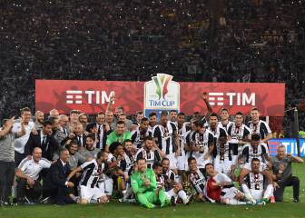 Cuadrado levanta su segunda Copa de Italia