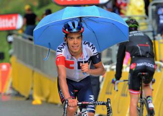 Las imágenes más curiosas que ha dejado el ciclismo