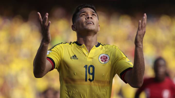 Teófilo marcó el primer gol de Colombia en las Eliminatorias a Rusia 2018, ante Perú. 