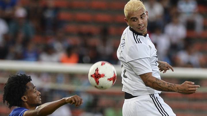 ¿Quién encaja mejor en Boca: Cardona o Dorlan Pabón? - AS ...